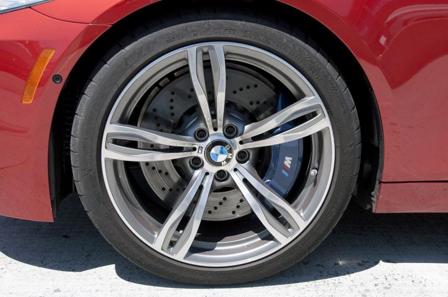 Колеса BMW M5 (F10) 2013 года  (NA) (фото 40 из 45)